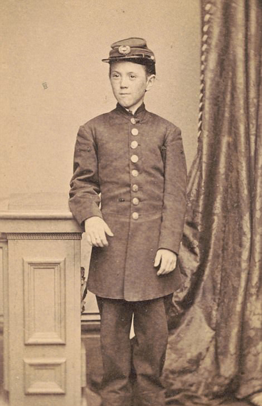 美国内战童军旧照 再现血腥残酷历史 美国内战童军旧照 再现血腥残酷历史