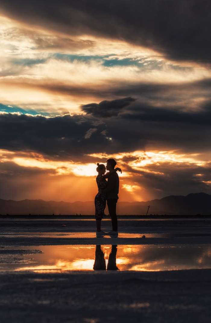 看看这些被定格下的动人瞬间, 是否有你的爱情故事?_北京时间