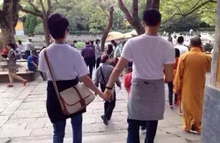 张智霖&袁咏仪:坚持爱老婆