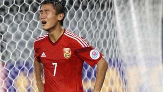 韦世豪转会费或过亿!国安接连引援,网友只想问