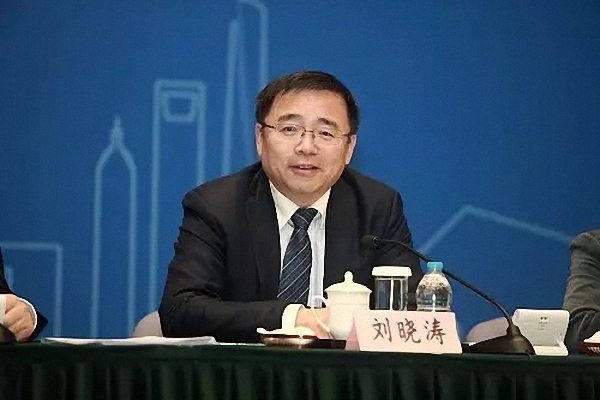 上海市水务局党组成员,副局长,市河长制办公室副主任刘晓涛 . 资料图