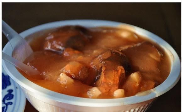 盘点俄罗斯重口味美食,腌猪油上榜,你们认为哪