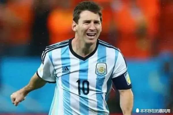 国足球员孙继海的收入,C罗收入,梅西收入,郝东