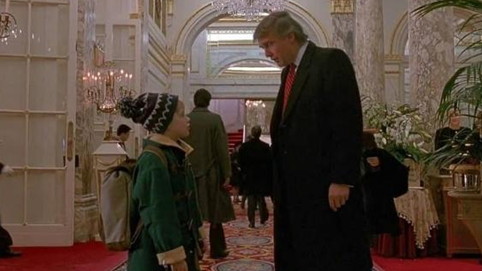 客串《小鬼当家2》镜头被剪掉 特朗普迁怒特鲁多