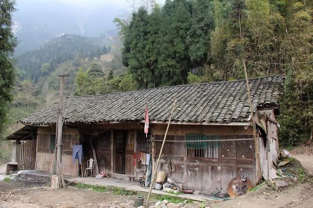 农村房子未来10年的房价如何,听听专家的说法