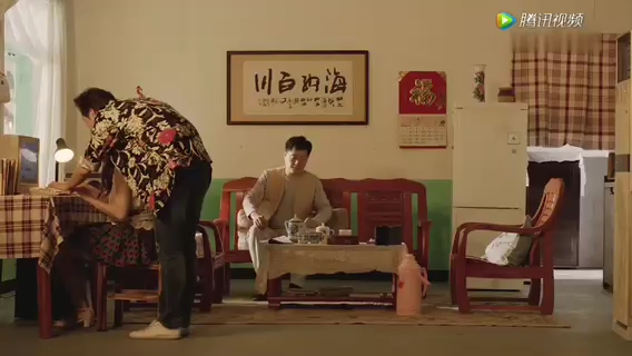 《等你回家》看哭了全网:只有父母会一直在家等你