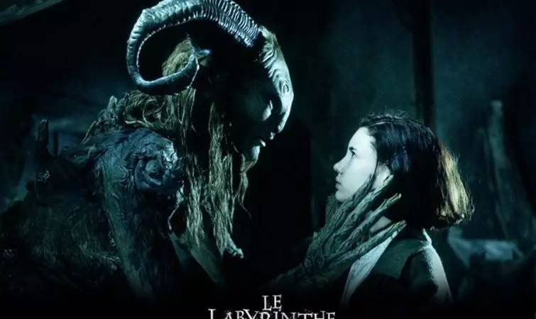 焦点丨西班牙学校为避暑去殡仪馆上课;中国小