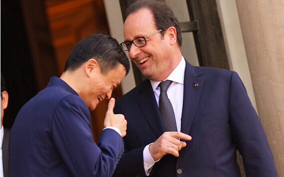 去年年底，马云随访问团在法国和总统奥朗德亲密交谈，两人还开起了玩笑。