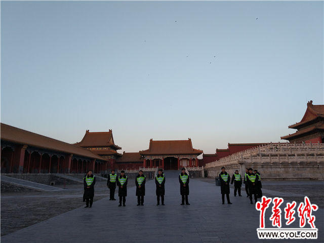 记者亲历故宫2017清场封门,全年接待约1670万