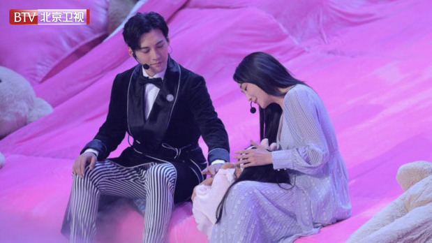 严屹宽杜若溪唱《摇篮曲》感动观众