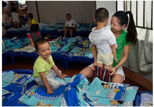 保姆最大的区别是什么?为什么说幼教是最累的