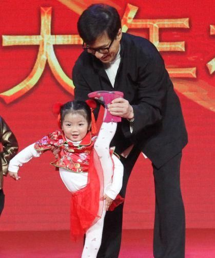 五岁就能在北京三环内买房,童星萌娃凭啥这么
