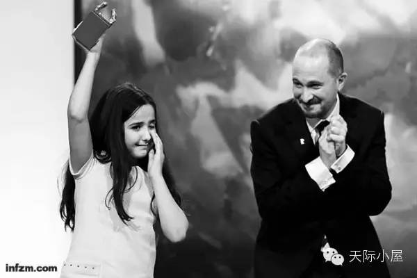 《出租车》：这是一场街头行为艺术