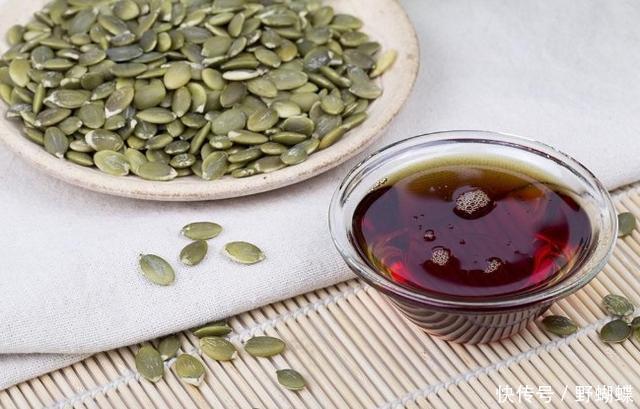 2岁女孩肚子疼,去医院查出肾结石!医生:一种食