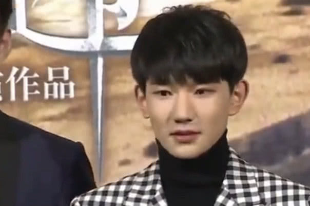 tfboys找女友标准:王俊凯高,王源很高,易烊千