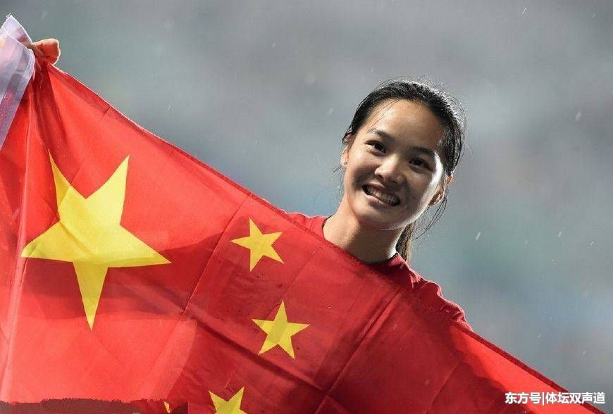 女子短跑连夺三冠,谢震业200米创造历史,大阪