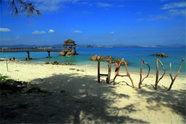 中国最南边的城市--三亚。