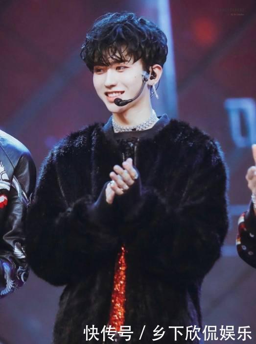 蔡徐坤到底有多受欢迎?杨颖关注他,他称蔡徐坤