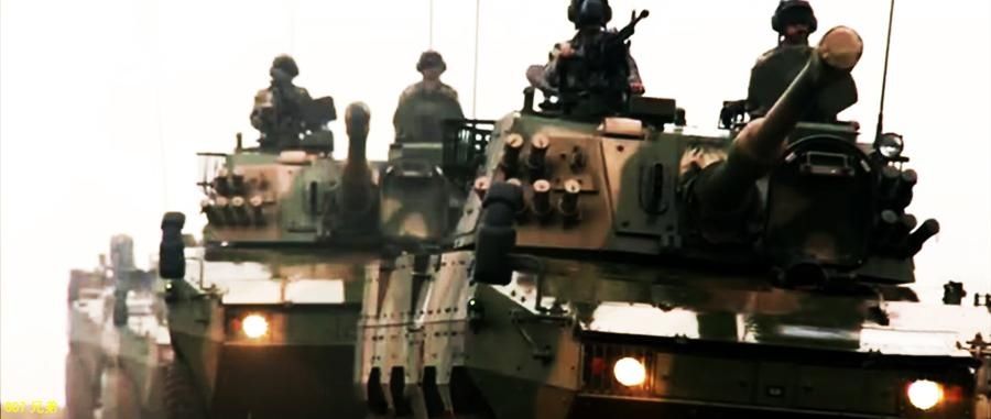 中国大批新型装备亮相上合军演 新型陆军建设