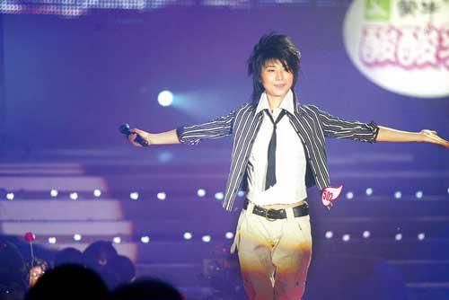 女尚雯婕江映蓉整容后的照片,才发现周笔畅是