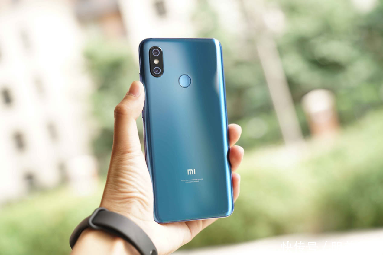 小米MIX2S和小米8全面对比,看完就知道选哪个