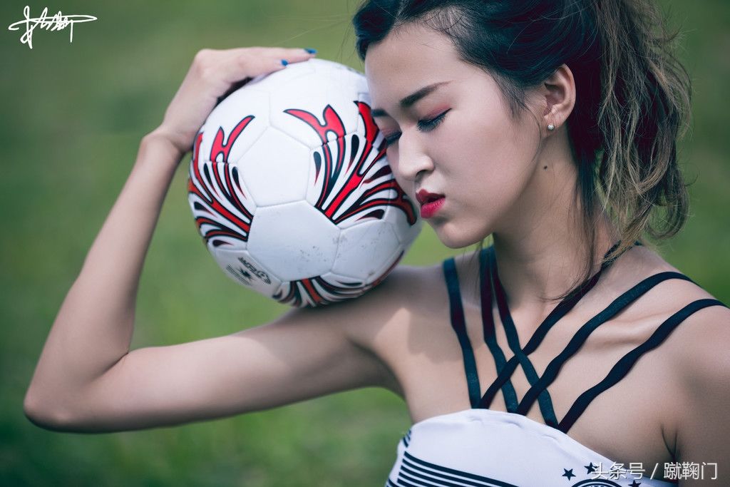 德国足球宝贝宝贝来了,让我从燃足球梦想,很赞
