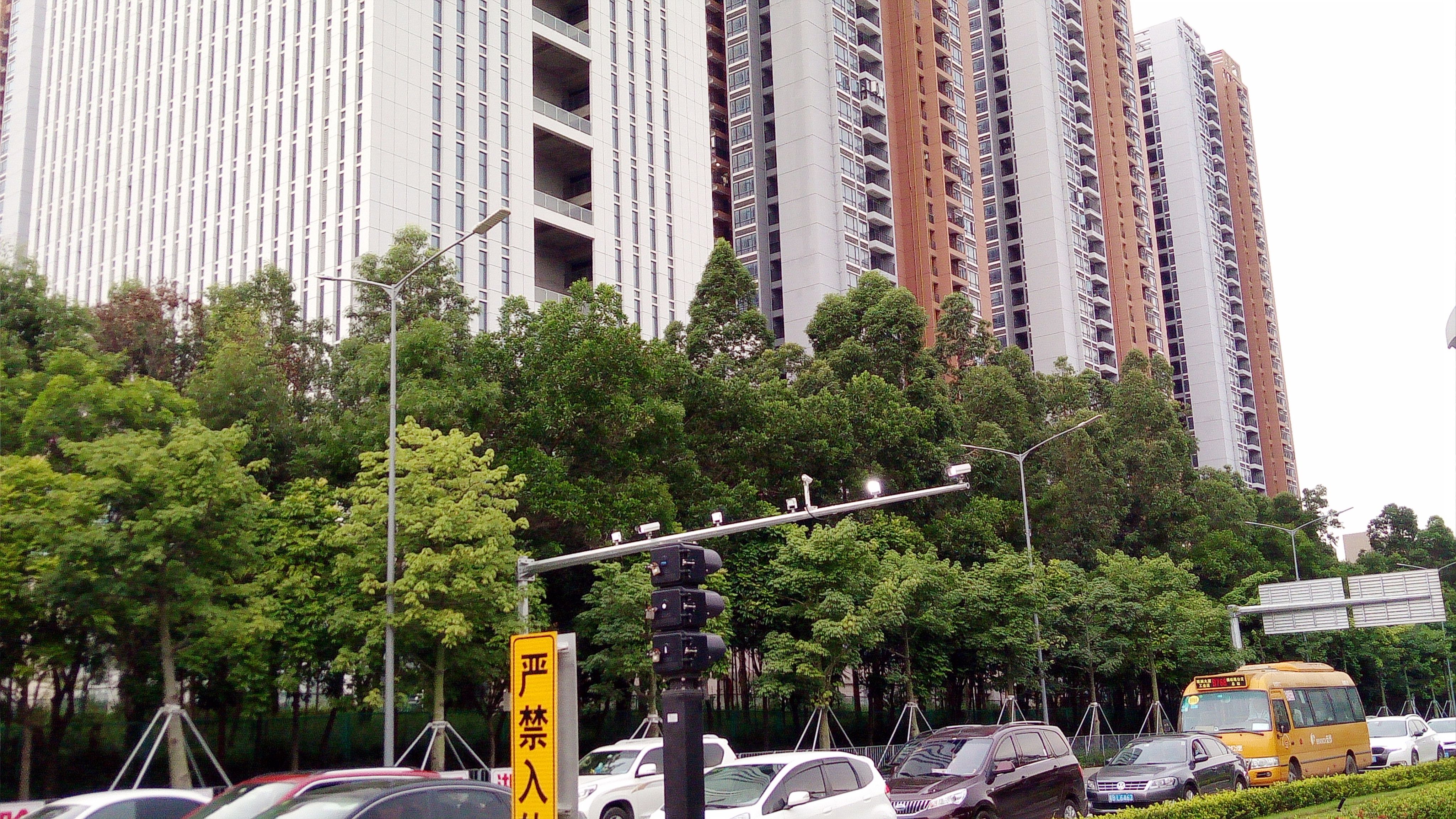 观澜高新技术产业园霸堪比深圳市内