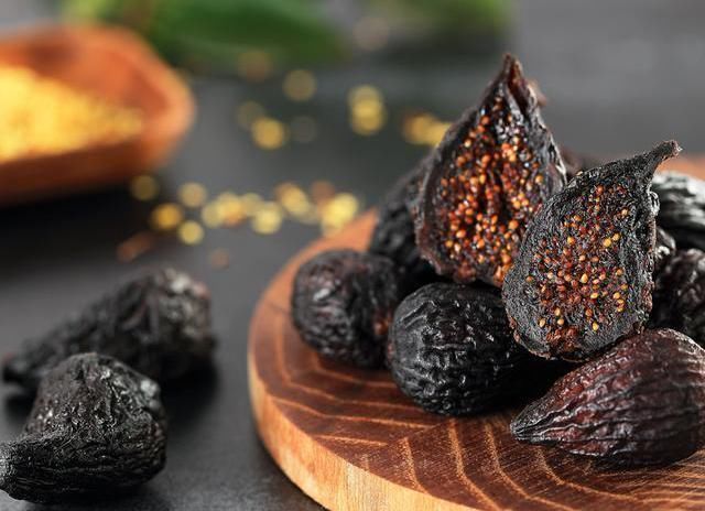 哺乳期妈妈奶水不足?多吃6种下奶食物,奶水充