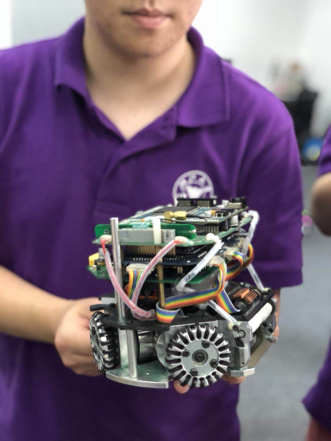 浙江大学斩获2018机器人世界杯冠军