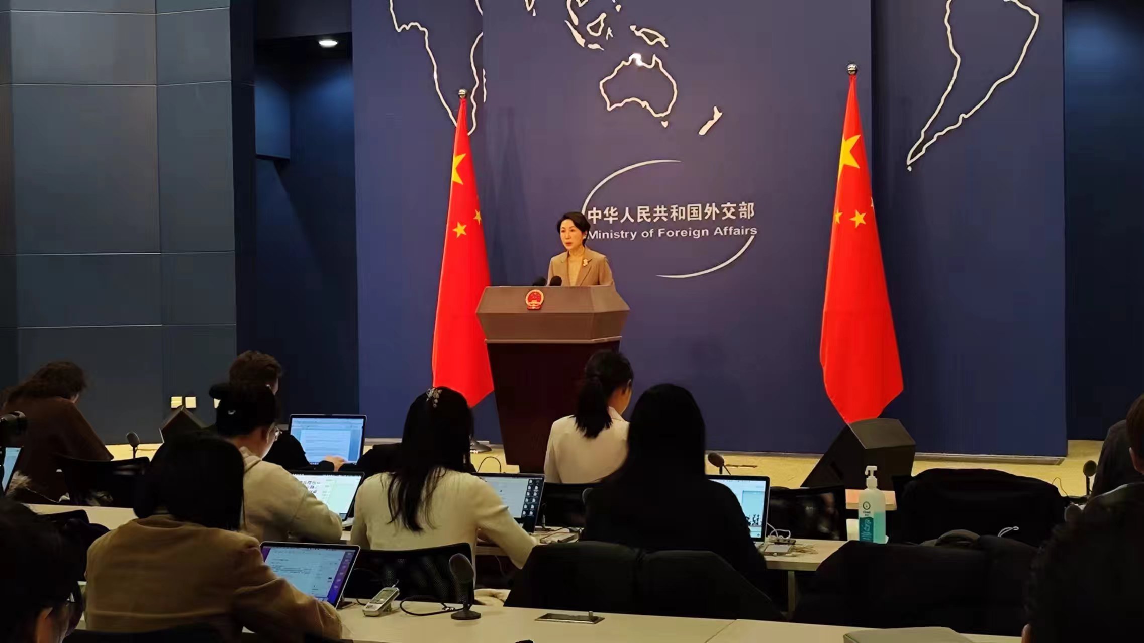 外交部:中国终将实现完全统一 外交部:中国终将实现完全统一