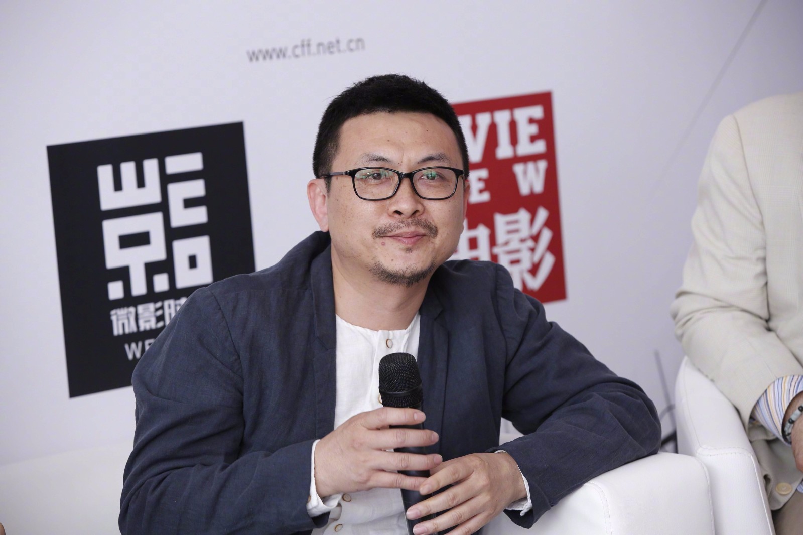 《提着心吊着胆》戛纳举办活动 导演李雨禾任素汐出席