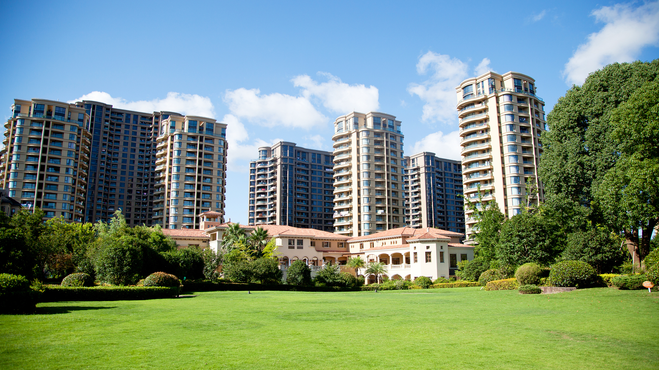 多地现私拆承重墙乱象,谁来守护房屋安全“顶梁柱”? 多地现私拆承重墙乱象,谁来守护房屋安全“顶梁柱”?