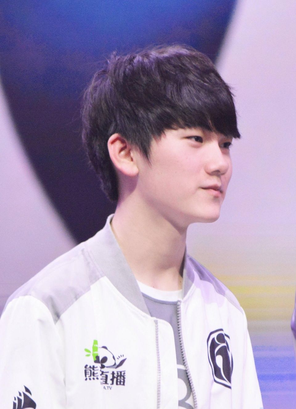 CJ:Jackeylove击杀王思聪获得五杀 恐怕他要准