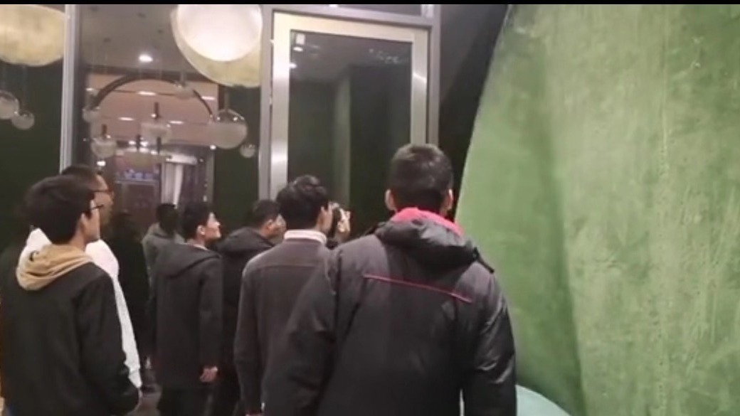 太原融信搞事情!还没卖房就把售楼部拆了是为何? 太原融信搞事情!还没卖房就把售楼部拆了是为何?