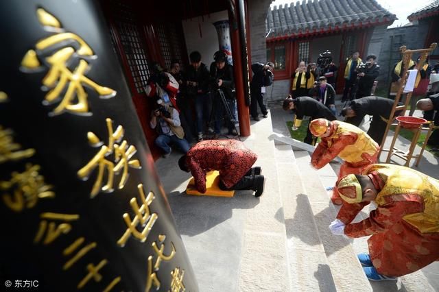 农村人为什么要斥资百万建祠堂,让你捐钱你捐