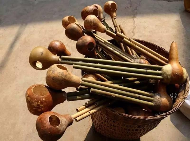 丽江人都爱葫芦笙声中的"打跳",没想到背后还有这样的故事