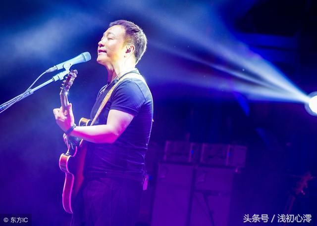 摇滚王子许巍:安静吧,你们都给我安静吧。