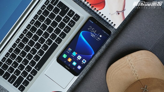 现在什么手机性价比高?荣耀畅玩7A苏宁699元