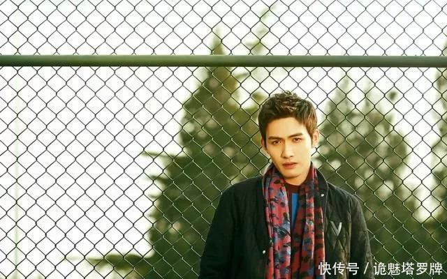 张彬彬恋上经纪人,夺抢迪丽热巴资源!刚走红就