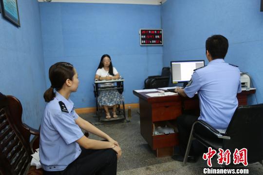 陕西一女子造谣榆林洪灾死亡上千人被行政拘留(图1) 陕西一女子造谣榆林洪灾死亡上千人被行政拘留(图1)