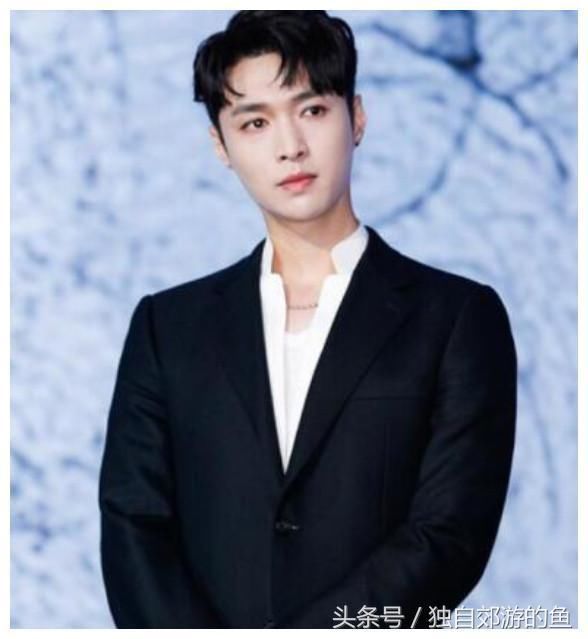 张艺兴新剧《黄金瞳》女主一公布就炸了,网友