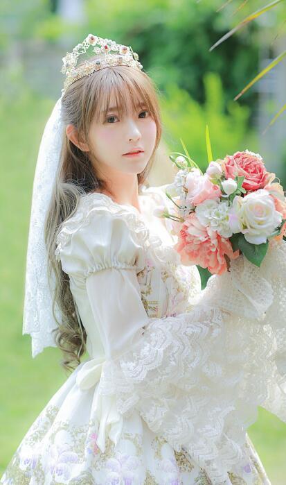 02 有段时间没看到yurisa的新动态了,微博上最新