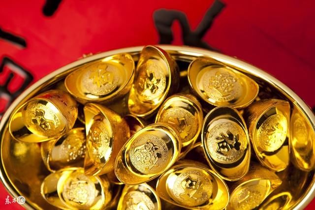 12月15号运势逆袭,好运不断,鸿运横生,一夜暴富成为富翁3生肖