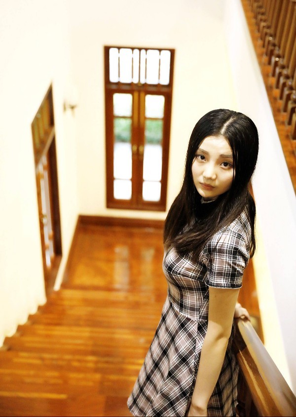 武大校花丁婷婷留学曼谷放弃出演琅琊榜2角色让位