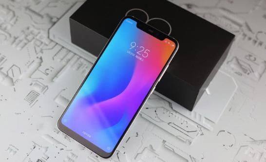 小米8SE值得购买吗?OLED+首发骁龙710,同价