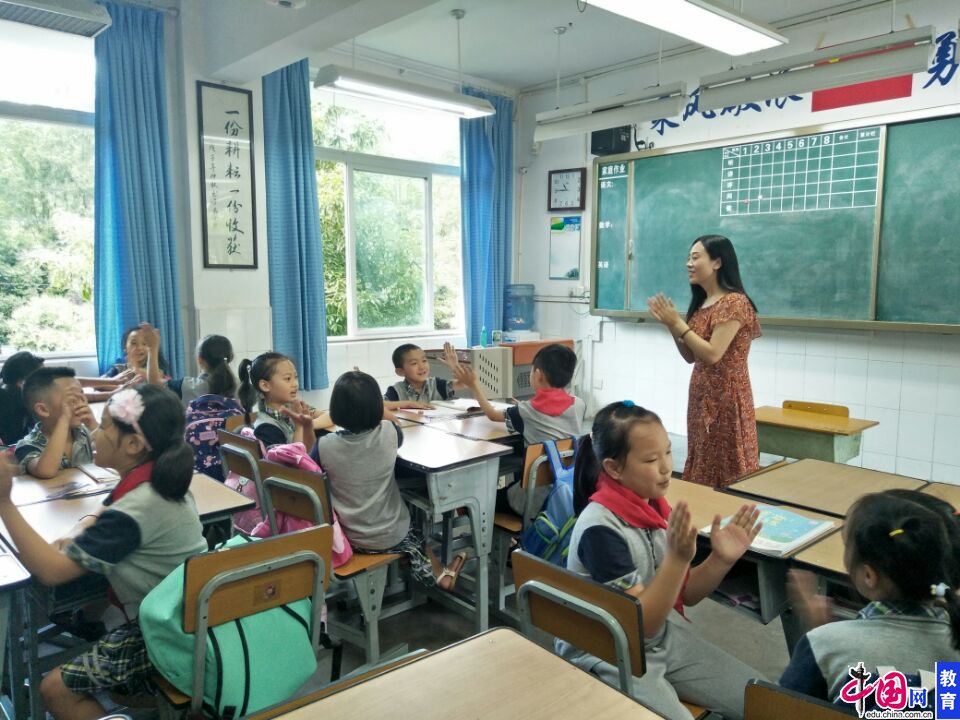 长松小学唐琪:用爱浸润孩子的心田