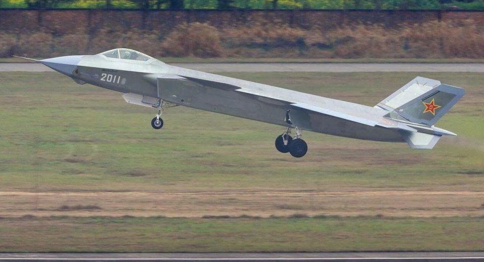 24架苏35已经不满足?歼20加速量产了为啥还增