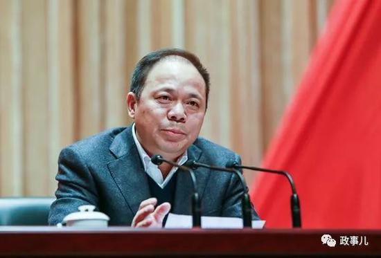 武汉市市委书记及市长 t0165a41888faa362a2.jpg?size=550x373