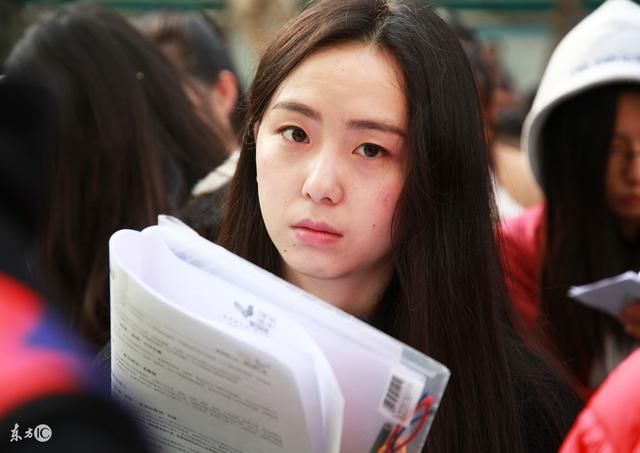 考公务员,研究生考不过本科生、大专生?学历不