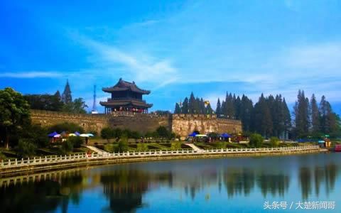 湖北最新城市排行榜,不看大小看实力